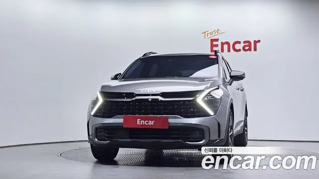 KIA SPORTAGE HYBRID 2023 — 67 487 км, серебристо-серый, Корея — под ключ — фото 3