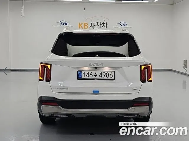 KIA SORENTO 2024 — 32 018 км, белый, Корея — под ключ — фото 3
