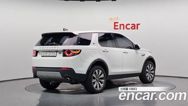 LAND ROVER DISCOVERY SPORT 2017 — 73 654 км, белый, Корея — под ключ — фото 2