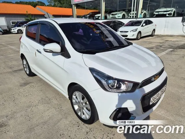 CHEVROLET SPARK 2016 — 93 776 км, белый, Корея — под ключ — фото 1