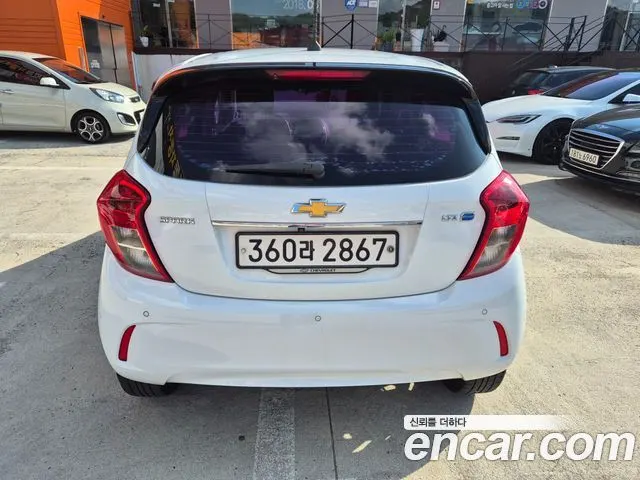 CHEVROLET SPARK 2016 — 93 776 км, белый, Корея — под ключ — фото 4