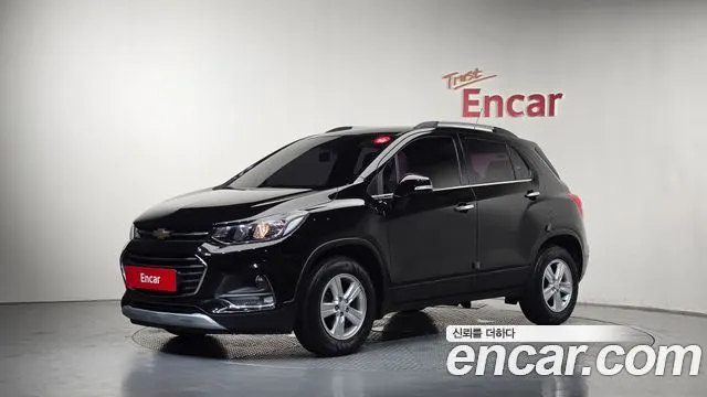CHEVROLET TRAX 2018 — 36 694 км, чёрный, Корея — под ключ — фото 1
