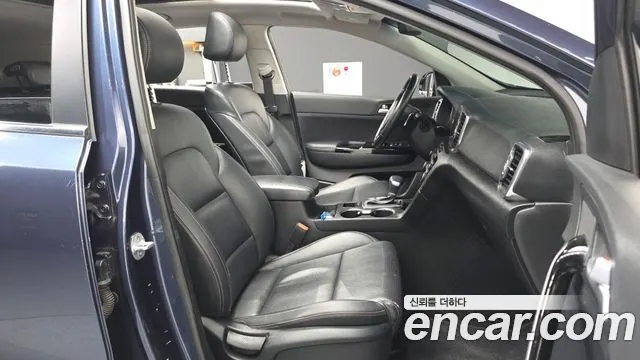 KIA SPORTAGE 2017 — 236 736 км, синий, Корея — под ключ — фото 11