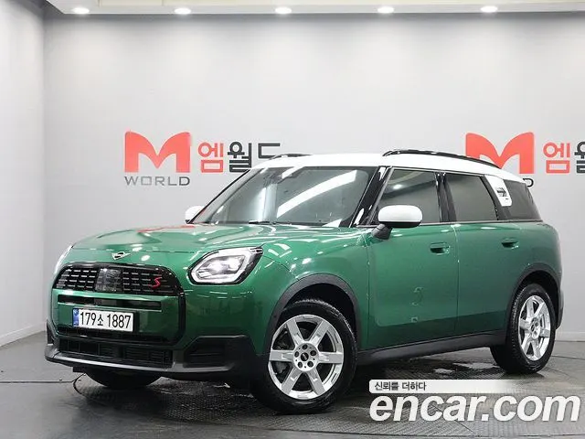 MINI COOPER S COUNTRYMAN 2025 — 18 114 км, зелёный, Корея — под ключ — фото 1