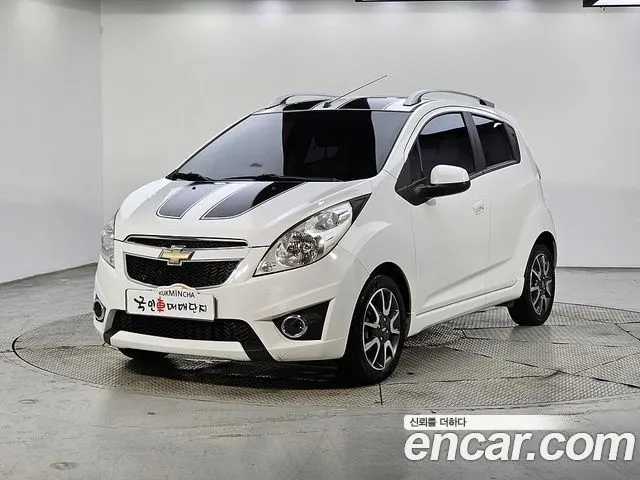 CHEVROLET SPARK 2012 — 85 170 км, белый, Корея — под ключ — фото 1