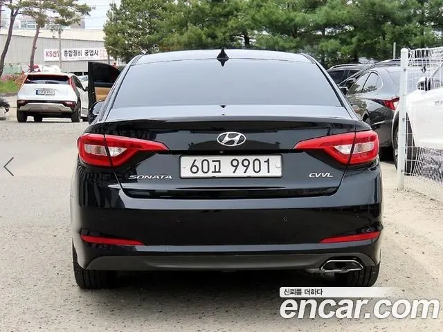 HYUNDAI SONATA 2015 — 175 258 км, чёрный, Корея — под ключ — фото 4