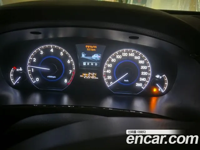 HYUNDAI EQUUS — из Кореи под ключ