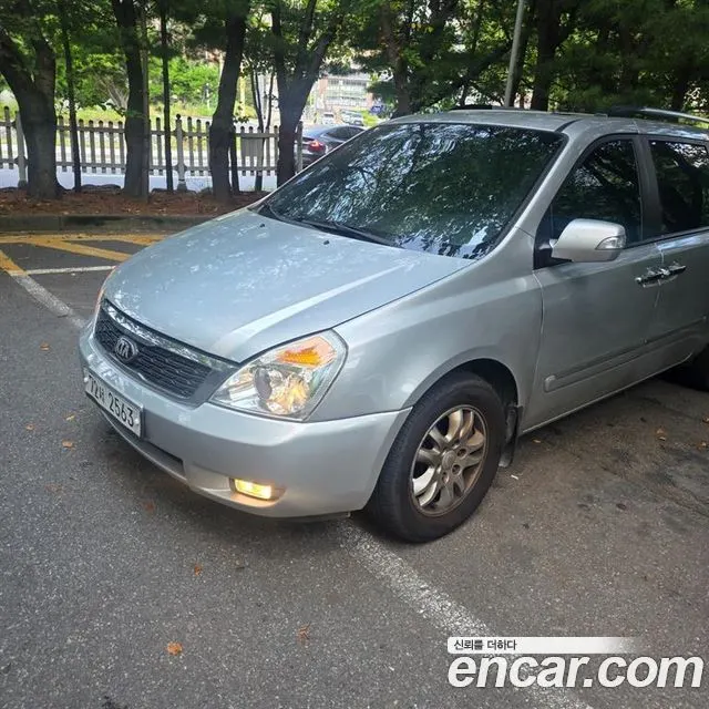 KIA CARNIVAL R — из Кореи под ключ