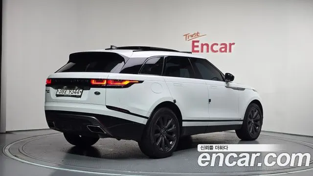 LAND ROVER RANGE ROVER VELAR 2018 — 73 689 км, белый, Корея — под ключ — фото 2