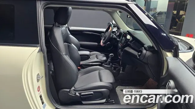 MINI COOPER 2017 — 84 289 км, белый-перламутр, Корея — под ключ — фото 11