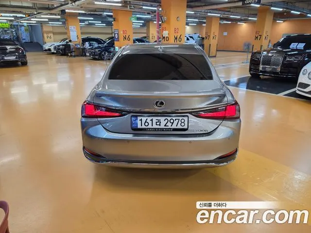 LEXUS ES300H 2026 — 10 007 км, светло-золотистый, Корея — под ключ — фото 4