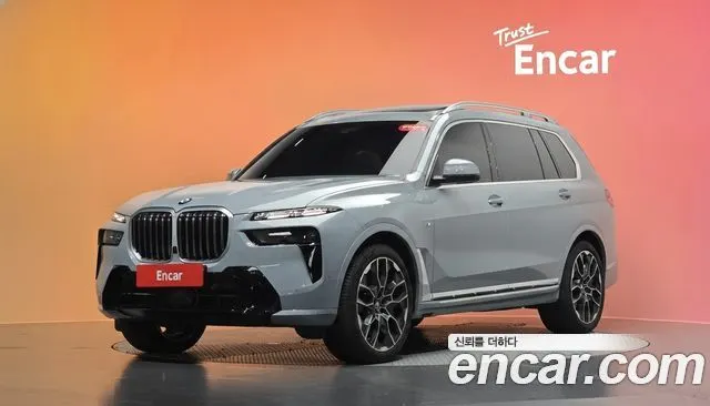 BMW X7 2026 — 9 778 км, светло-серебристый, Корея — под ключ — фото 2