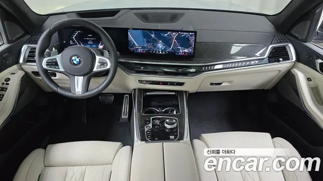BMW X7 2026 — 9 778 км, светло-серебристый, Корея — под ключ — фото 7