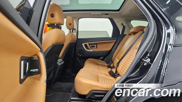 LAND ROVER DISCOVERY SPORT 2018 — 85 810 км, чёрный, Корея — под ключ — фото 12