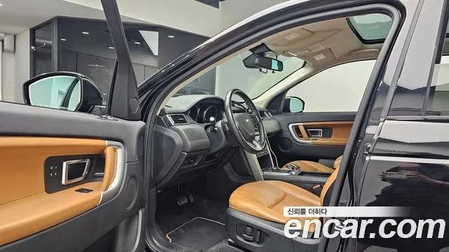 LAND ROVER DISCOVERY SPORT 2018 — 85 810 км, чёрный, Корея — под ключ — фото 10