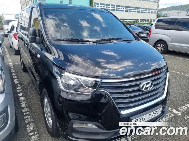 HYUNDAI GRAND STAREX — из Кореи под ключ