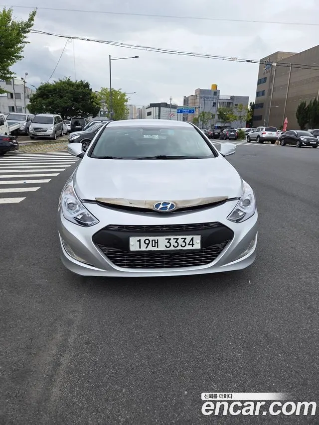 HYUNDAI SONATA HYBRID 2014 — 136 826 км, серебристый, Корея — под ключ — фото 11