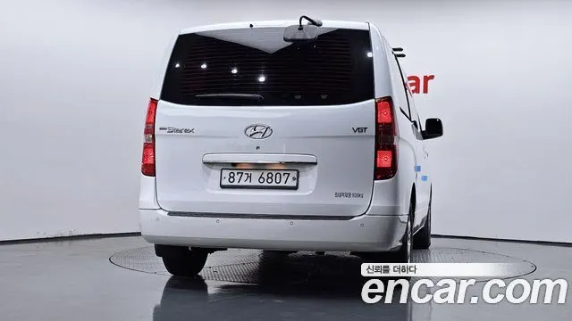 HYUNDAI GRAND STAREX 2016 — 92 992 км, белый, Корея — под ключ — фото 4
