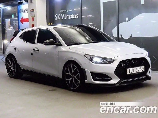 HYUNDAI VELOSTER — из Кореи под ключ