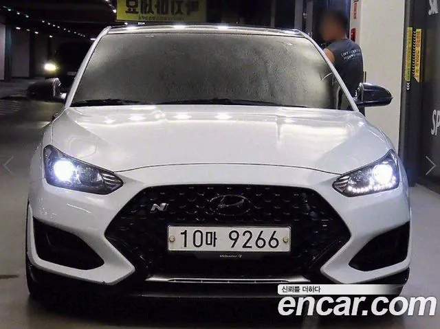 HYUNDAI VELOSTER 2019 — 90 635 км, белый, Корея — под ключ — фото 2