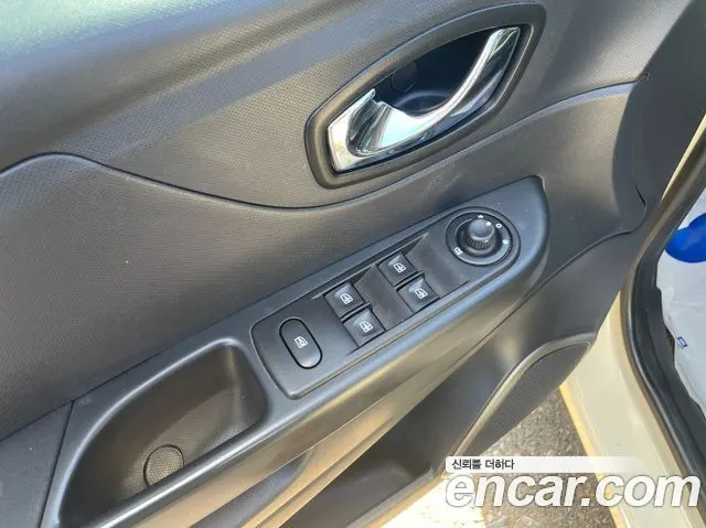 RENAULT KOREA QM3 2015 — 126 774 км, белый-перламутр, Корея — под ключ — фото 3