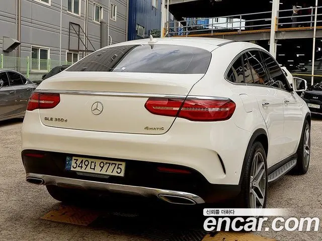 MERCEDES-BENZ GLE-CLASS W166 2017 — 178 000 км, белый, Корея — под ключ — фото 4