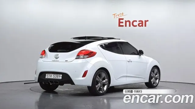HYUNDAI VELOSTER — из Кореи под ключ