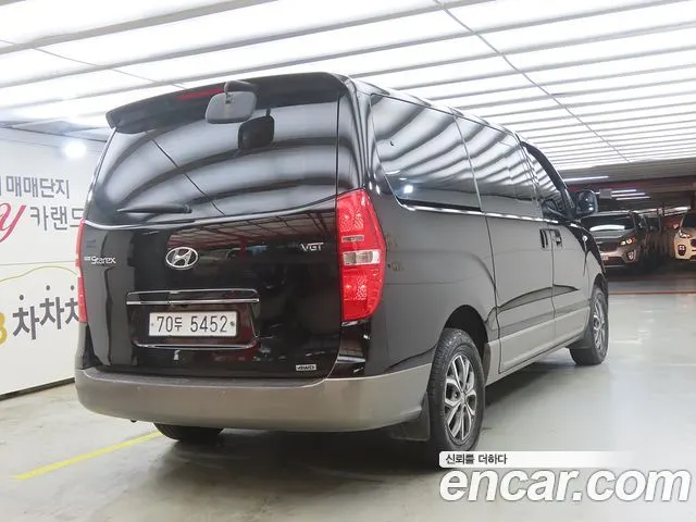 HYUNDAI GRAND STAREX 2017 — 226 145 км, чёрный, Корея — под ключ — фото 4