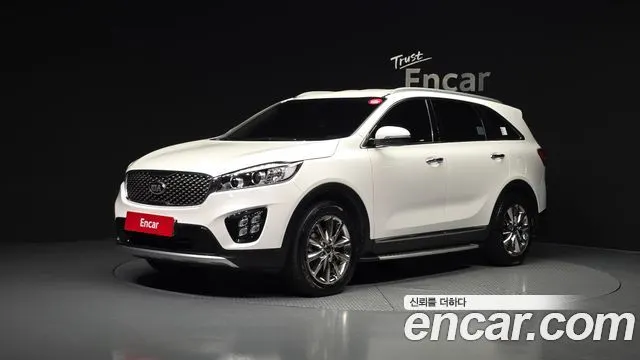 KIA SORENTO 2017 — 62 924 км, белый, Корея — под ключ — фото 1