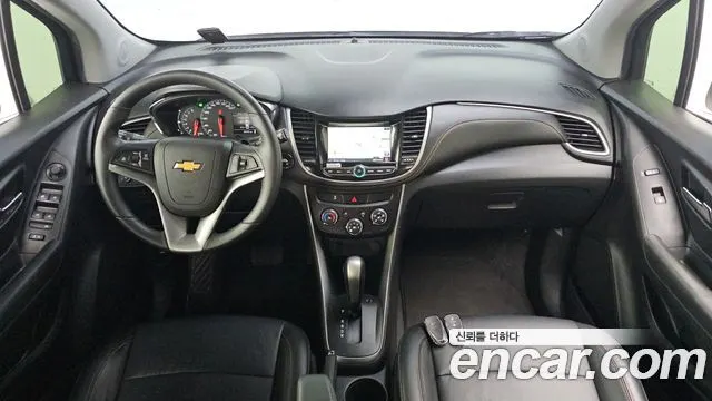 CHEVROLET TRAX 2017 — 189 794 км, белый, Корея — под ключ — фото 7