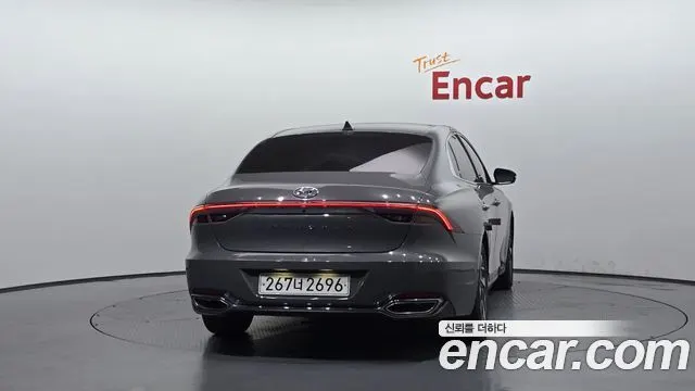 HYUNDAI GRANDEUR HYBRID 2022 — 109 431 км, серебристо-серый, Корея — под ключ — фото 4