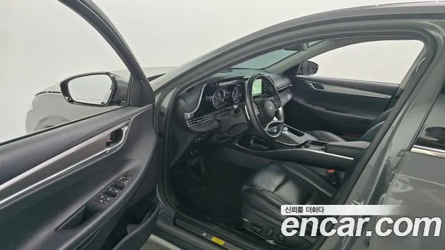 HYUNDAI GRANDEUR HYBRID 2022 — 109 431 км, серебристо-серый, Корея — под ключ — фото 10