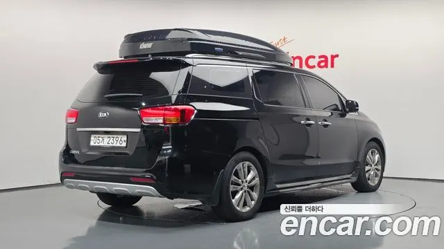 KIA CARNIVAL 2018 — 85 172 км, чёрный, Корея — под ключ — фото 2