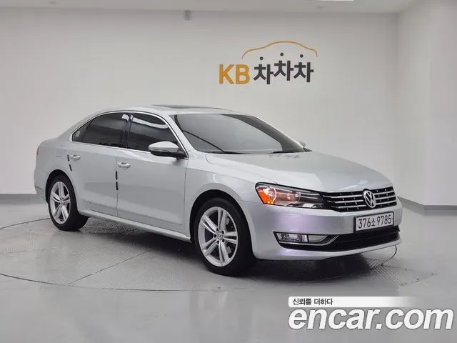 VOLKSWAGEN PASSAT 2015 — 138 943 км, Корея — под ключ — фото 2