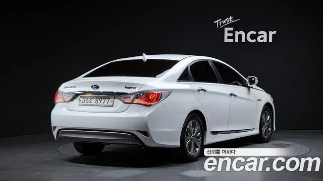 HYUNDAI SONATA HYBRID — из Кореи под ключ