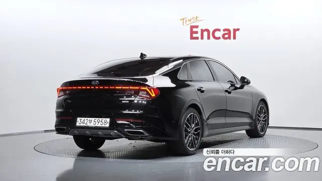 KIA K5 — из Кореи под ключ