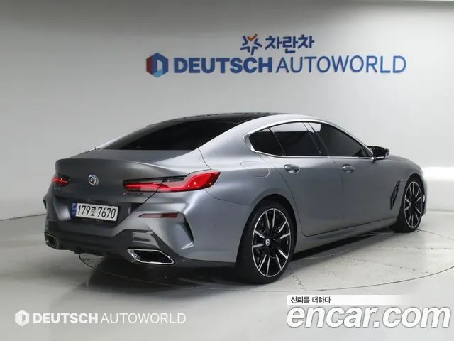 BMW 8 SERIES 2023 — 45 651 км, серебристо-серый, Корея — под ключ — фото 2