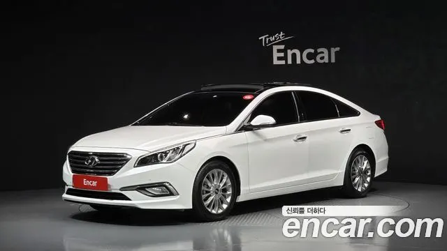 HYUNDAI SONATA 2017 — 123 653 км, белый, Корея — под ключ — фото 1