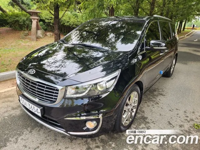 KIA CARNIVAL 2016 — 124 418 км, чёрный, Корея — под ключ — фото 1