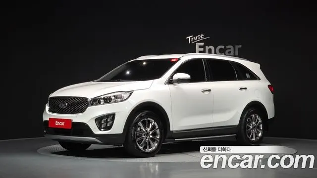 KIA SORENTO 2017 — 133 677 км, белый, Корея — под ключ — фото 1