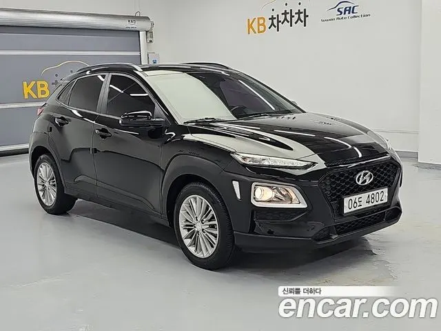 HYUNDAI KONA 2019 — 72 630 км, чёрный, Корея — под ключ — фото 4