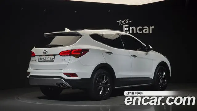 HYUNDAI SANTA FE 2016 — 150 009 км, белый, Корея — под ключ — фото 2