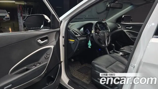 HYUNDAI SANTA FE 2016 — 150 009 км, белый, Корея — под ключ — фото 10