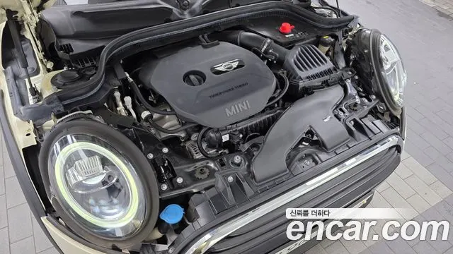 MINI COOPER 2019 — 48 126 км, белый-перламутр, Корея — под ключ — фото 6