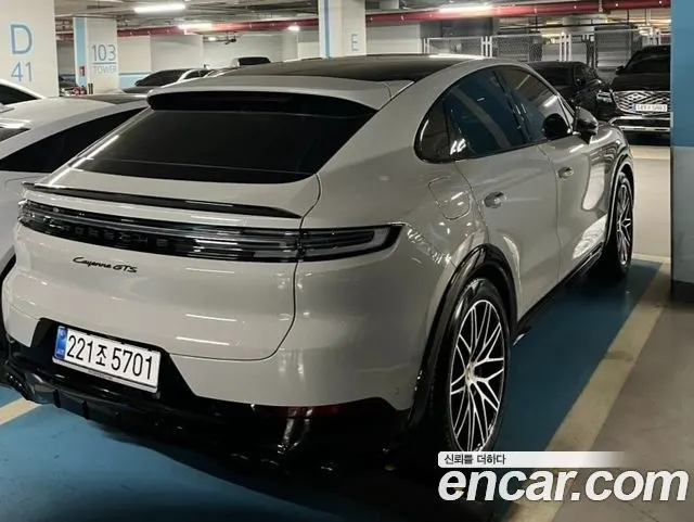 PORSCHE CAYENNE 2025 — 5 300 км, серебристо-серый, Корея — под ключ — фото 4