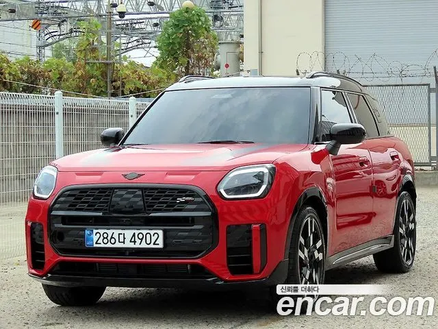 MINI COOPER S COUNTRYMAN 2025 — 4 200 км, красный, Корея — под ключ — фото 1