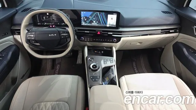 KIA SPORTAGE HYBRID 2025 — 9 776 км, белый, Корея — под ключ — фото 7