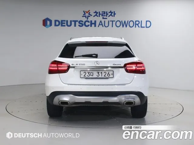 MERCEDES-BENZ GLA-CLASS X156 2019 — 109 061 км, белый, Корея — под ключ — фото 4