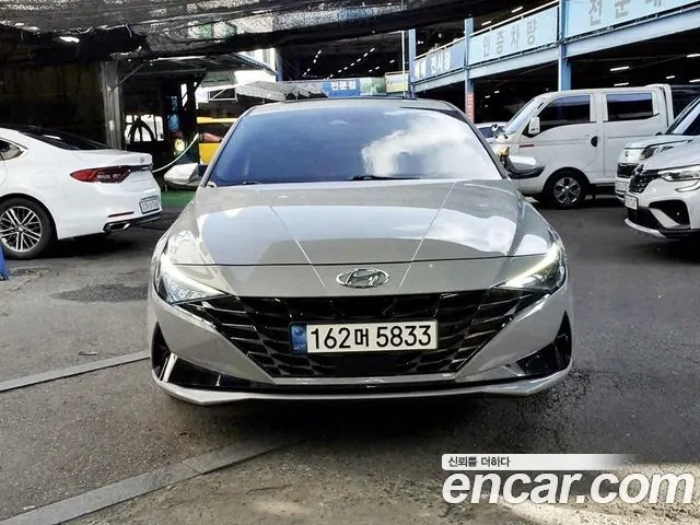 HYUNDAI AVANTE HYBRID — из Кореи под ключ