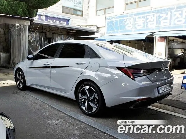 HYUNDAI AVANTE HYBRID 2021 — 106 974 км, серебристо-серый, Корея — под ключ — фото 4